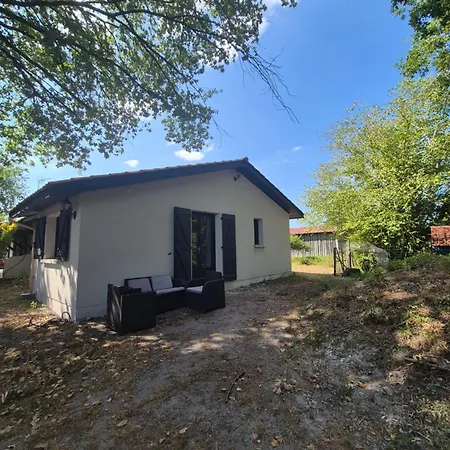La Petite Du Hardit
